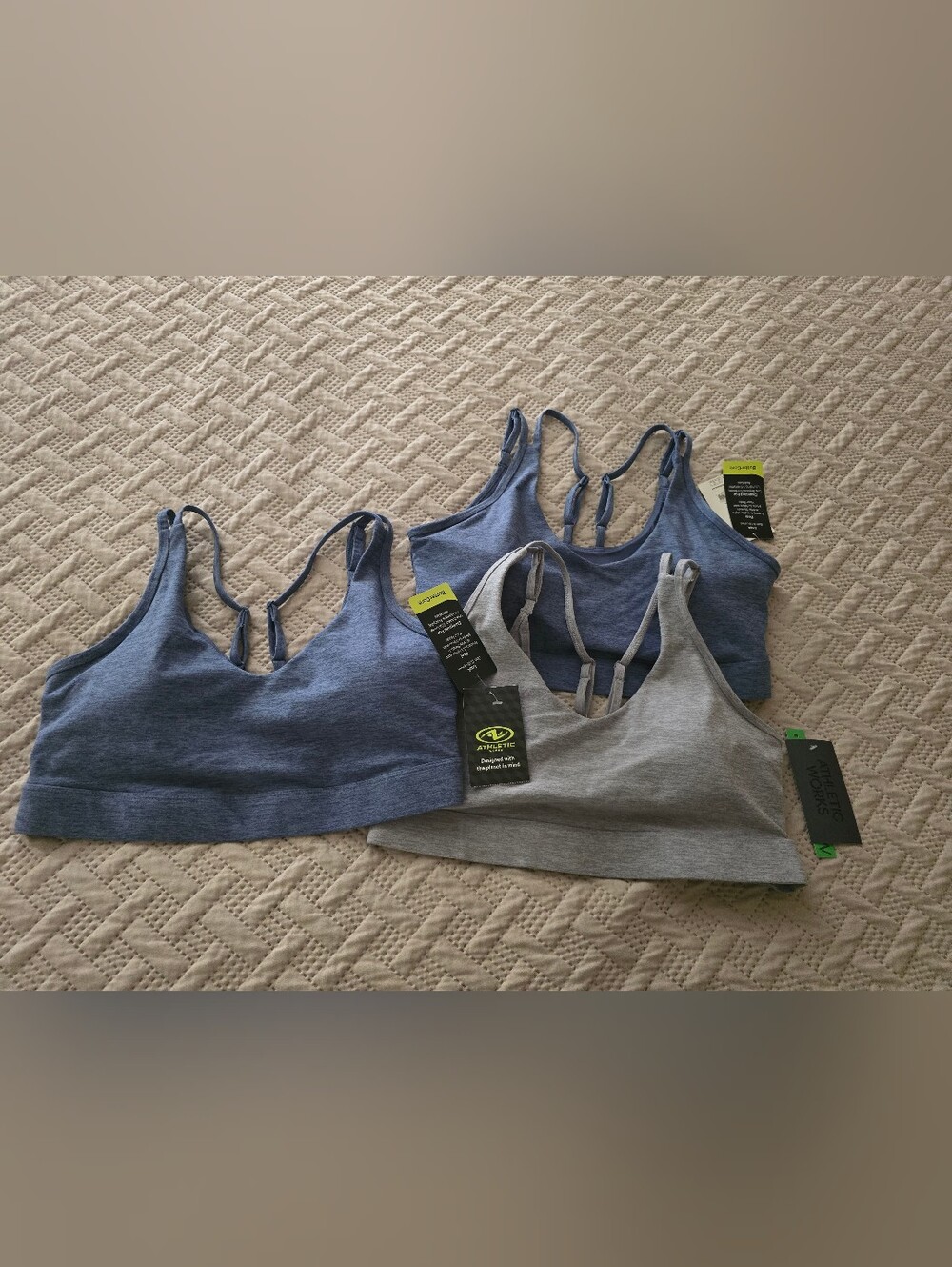 Athletic Works Buttercore Sports Bra NWT, Size LARGE (3)